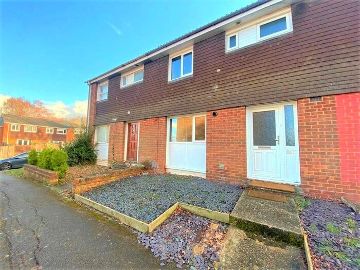 4 Bedroom Terraced House To Rent In Park Barn Drive, Guildford, Surrey, GU2