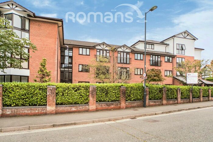 1 Bedroom Flat To Rent In Imperial Court, Station Road, Henley-On-Thames RG9