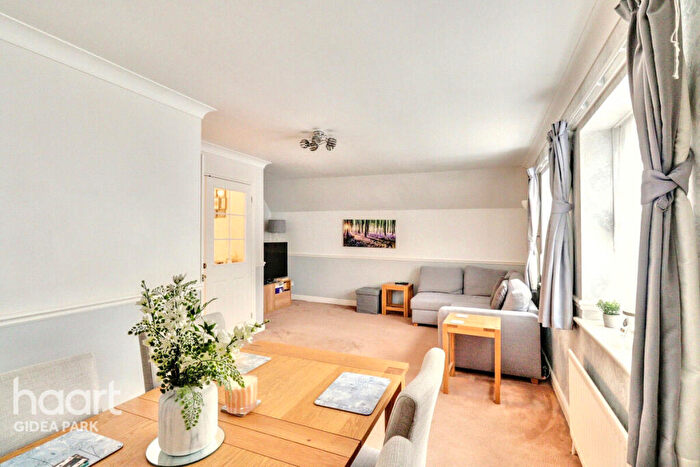 2 Bedroom Apartment For Sale In Raphael Court, Pettits Lane, Romford, RM1