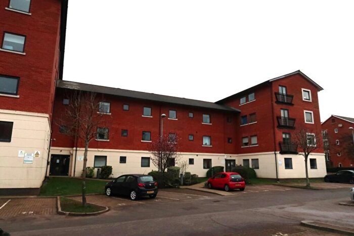 2 Bedroom Flat For Sale In Henke Court, Cardiff, CF10