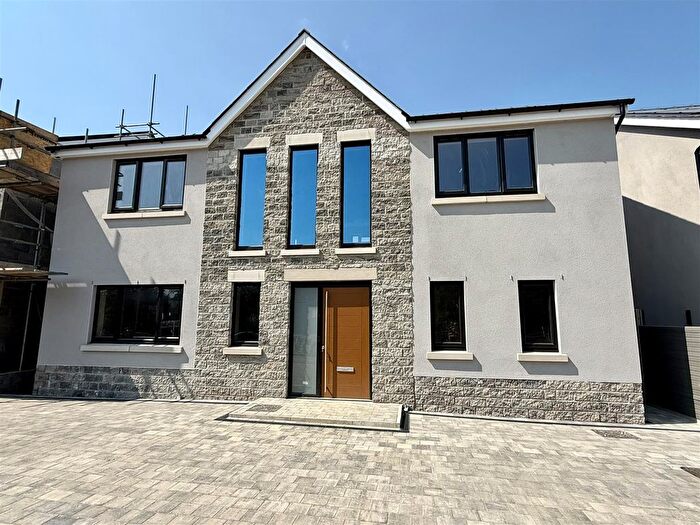 4 Bedroom Detached House For Sale In Maes Y Teirw, Carmarthen, SA31