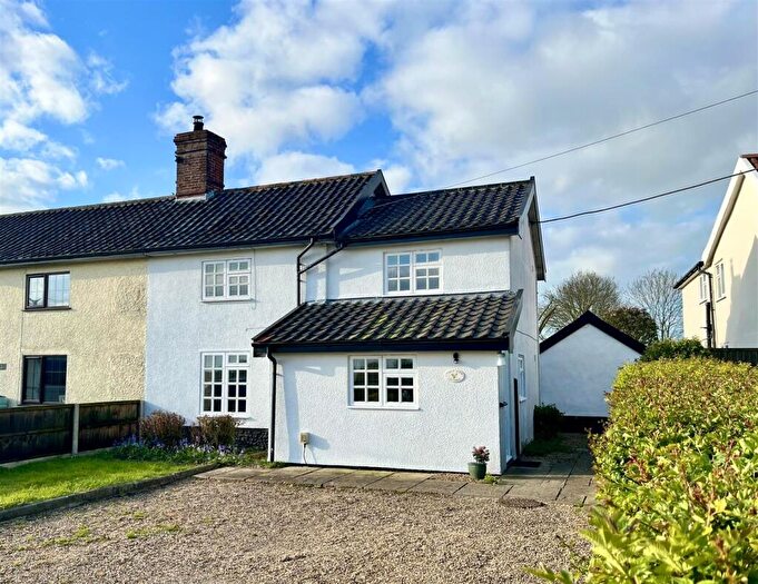 3 Bedroom Semi Detached House For Sale In Colegate End, Pulham Market, Diss, IP21