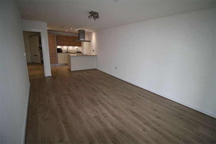 1 Bedroom Flat To Rent In Stratford Plaza, Stratford, London, E20