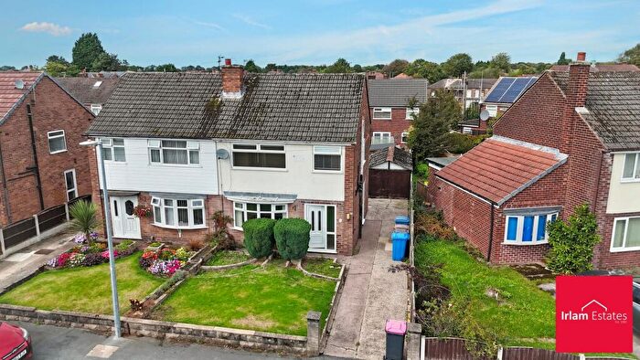 3 Bedroom Semi-Detached House For Sale In Exeter Drive, Irlam, M44