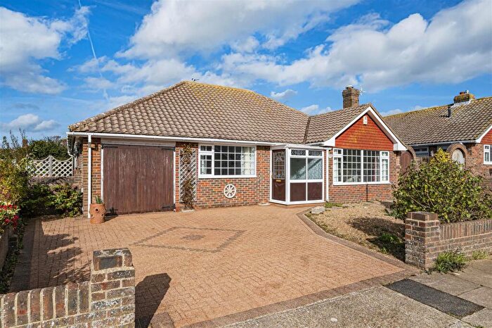3 Bedroom Detached Bungalow For Sale In Chesterton Drive, Seaford, BN25