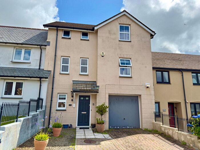 4 Bedroom Semi-Detached House For Sale In Beechwood Drive, Camelford, PL32