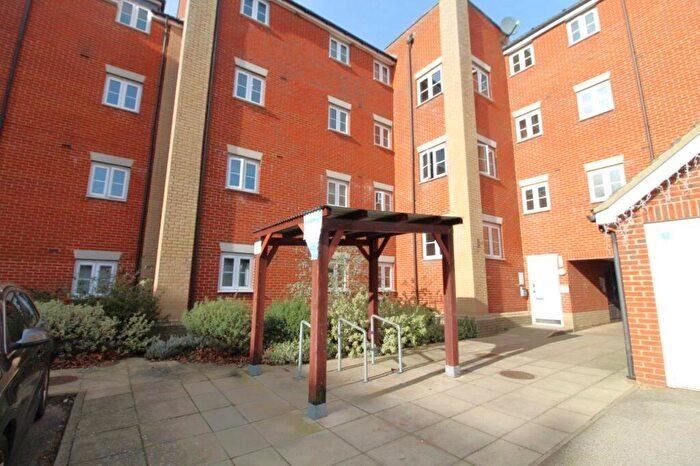 2 Bedroom Flat To Rent In Provan Court, Ipswich, IP3