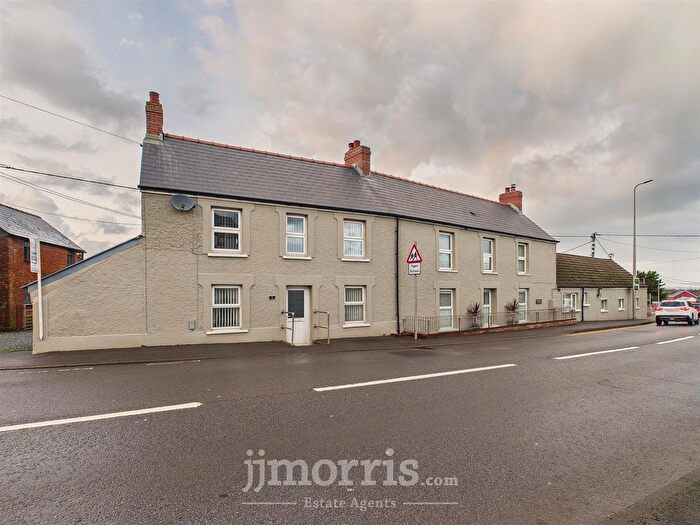 2 Bedroom Farmhouse For Sale In Milford Road, Johnston, Haverfordwest, SA62