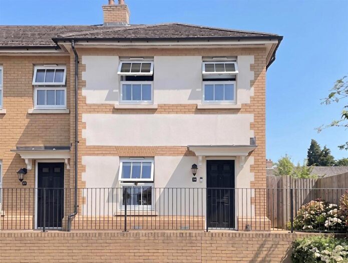 3 Bedroom End Of Terrace House For Sale In Bailey Lane, Wilton, Salisbury, SP2