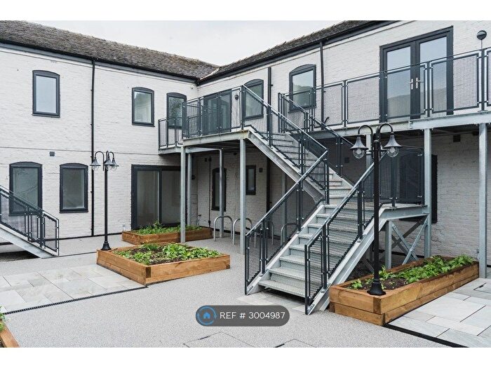 1 Bedroom Flat To Rent In Coronation Court, Stoke-On-Trent, ST4