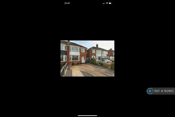 3 Bedroom Semi-Detached House To Rent In Wyckham Road, Birmingham, B36