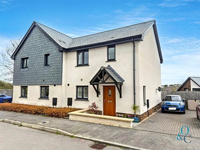 3 Bedroom Semi-Detached House For Sale In Carne Close, Fowey, PL23