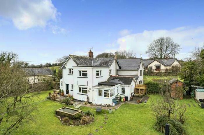 3 Bedroom Semi-Detached House For Sale In Inwardleigh, Okehampton, EX20