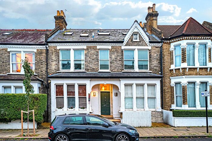 2 Bedroom Flat For Sale In Leander Road, Brixton, London, SW2