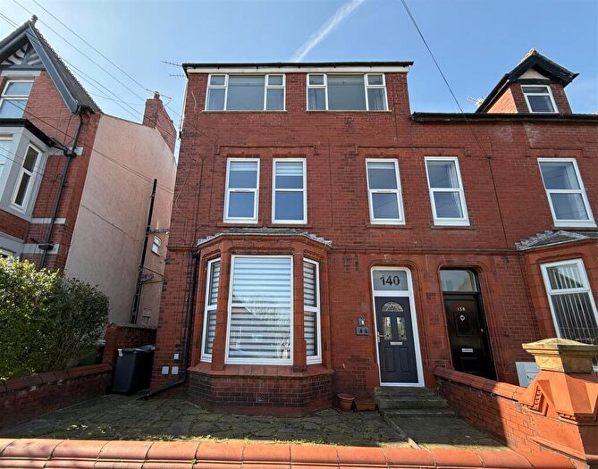 2 Bedroom Flat To Rent In St. Andrews Road South, Lytham St. Annes, FY8
