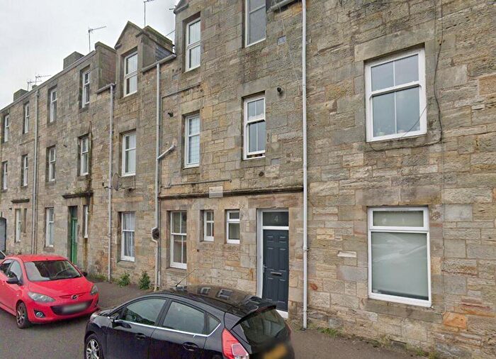 1 Bedroom Flat To Rent In Pipeland Road, St Andrews, KY16