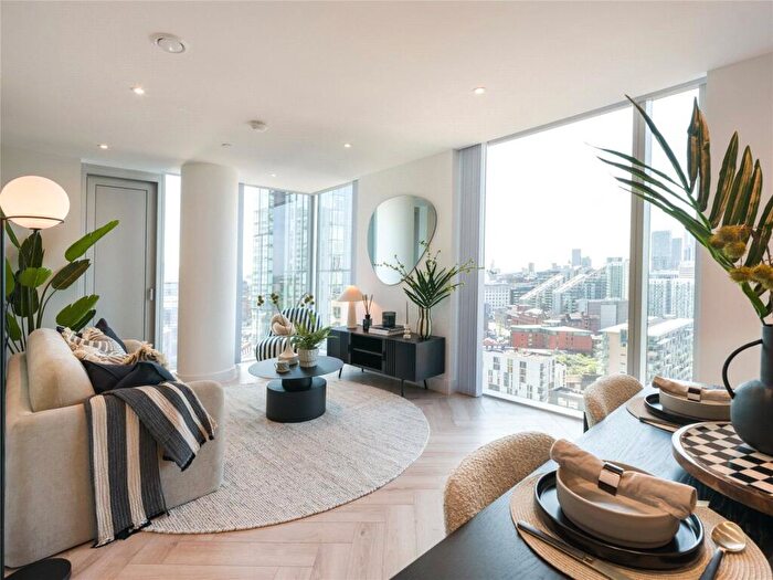 3 Bedroom Apartment For Sale In Bankside, Colliers Yard, Manchester, Greater Manchester, M3