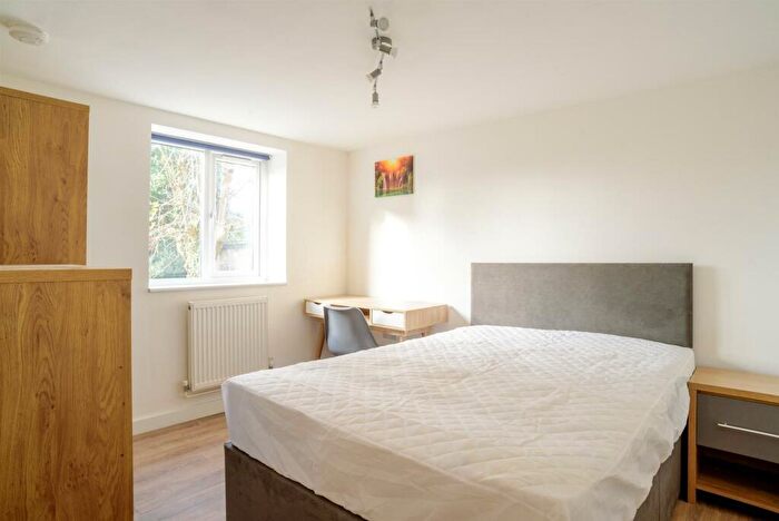 7 Bedroom Semi-Detached House To Rent In **£ Excl Bills** Bed On Queens Road East, Beeston, Nottingham, NG9