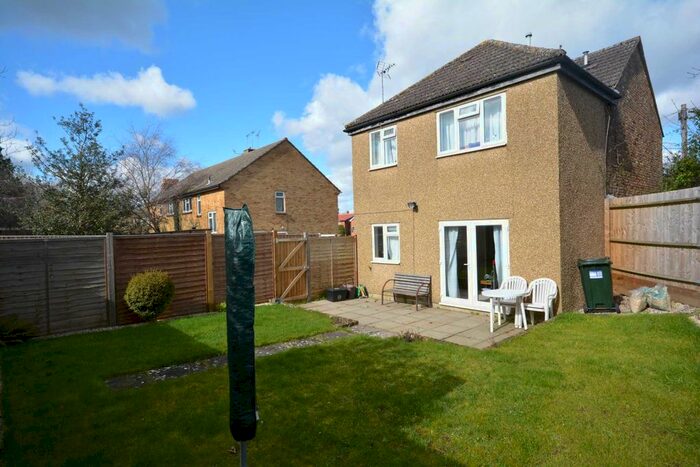 2 Bedroom Flat To Rent In White Lion Road, Amersham, HP7