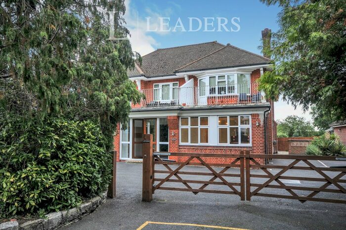 2 Bedroom Flat To Rent In Baston Road, Hayes, BR2