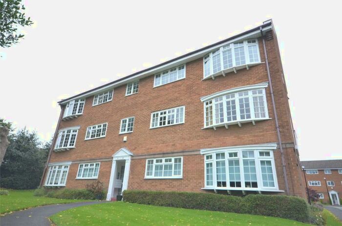 2 Bedroom Apartment To Rent In Pinewood Court, Broad Road, Sale, M33