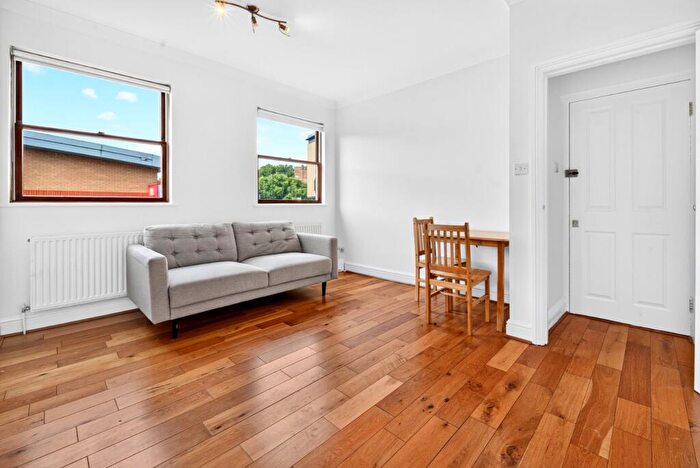 1 Bedroom Apartment To Rent In Eagle Wharf Road, Islington, London, N1