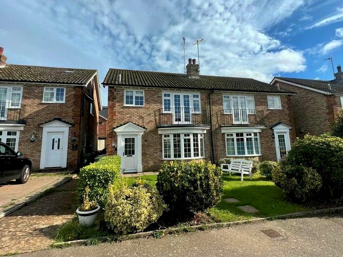 3 Bedroom Semi-Detached House To Rent In Frant Avenue, Bexhill-On-Sea, TN39