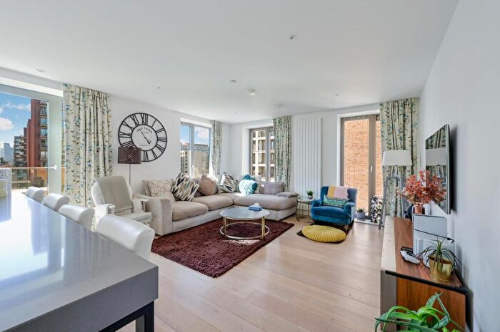 3 Bedroom Apartment For Sale In Kelson House, Royal Wharf, E16