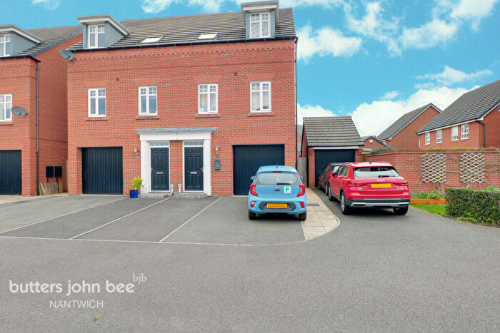 3 Bedroom Semi-Detached House For Sale In Thalia Avenue, Nantwich, CW5