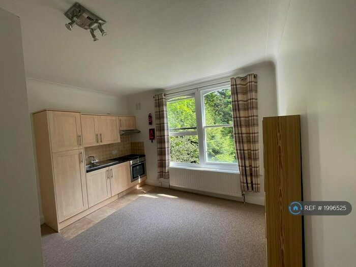 Studio To Rent In Knyveton Road, Bournemouth, BH1