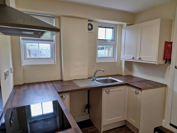 Studio To Rent In Lavender Crescent, St.Albans, AL3