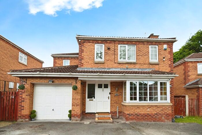 4 Bedroom Detached House For Sale In Periwood Grove, Woodseats, Sheffield, S8