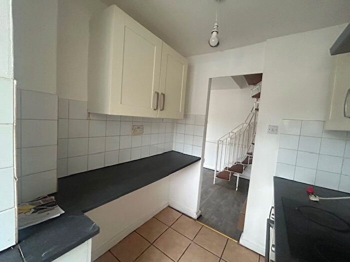 2 Bedroom End Terrace House To Rent In Blackthorn Drive, Leicester, LE4