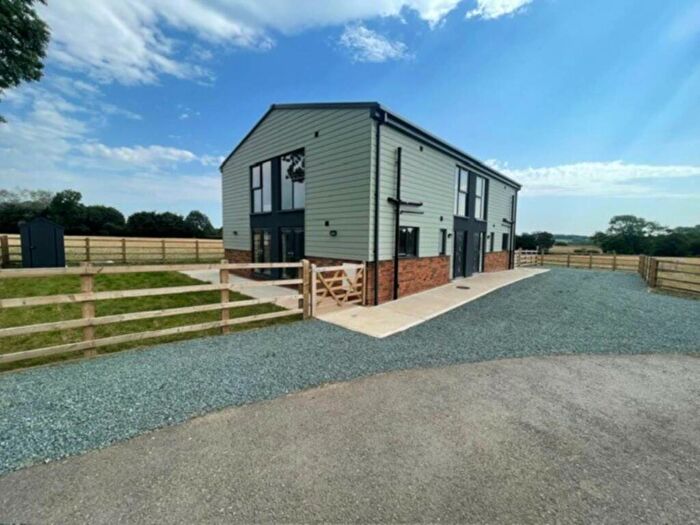 3 Bedroom Semi-Detached House To Rent In Pincet Lane, North Kilworth, LE17