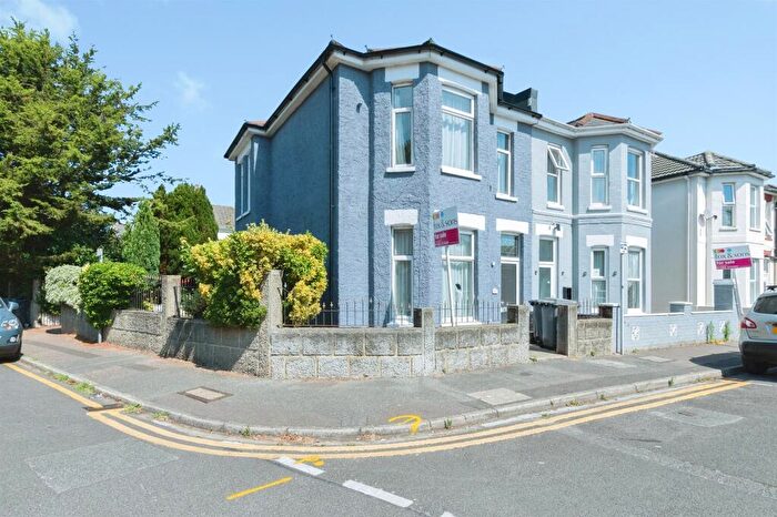 4 Bedroom Semi-Detached House For Sale In Henville Road, Bournemouth, BH8