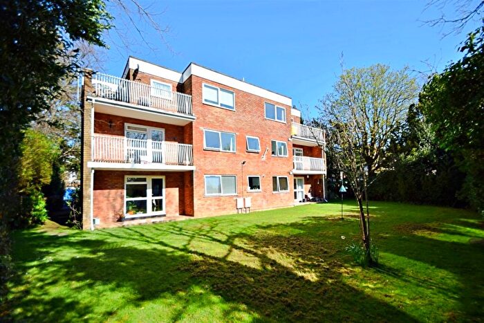 2 Bedroom Flat To Rent In Bournemouth, BH8