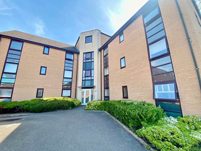 2 Bedroom Flat For Sale In Magistrates Road, Hampton Vale, Peterborough, PE7