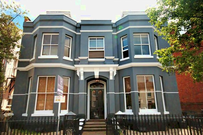 2 Bedroom Flat To Rent In Leam Terrace, Leamington Spa, CV31