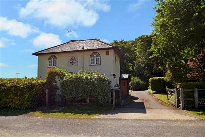 2 Bedroom Cottage For Sale In Steyning Road, West Grinstead, West Sussex, RH13