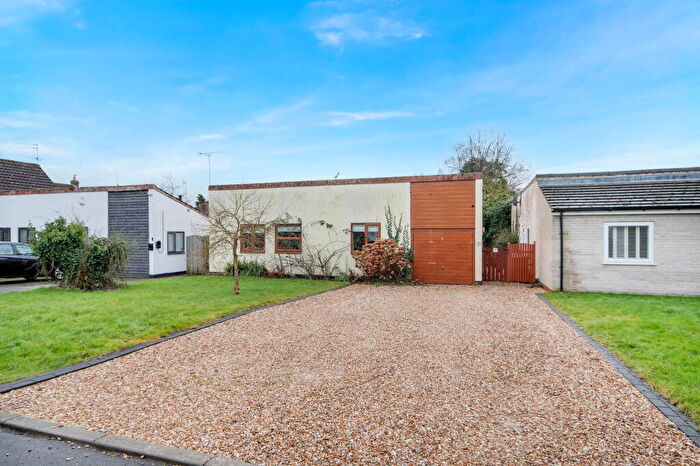 3 Bedroom Detached Bungalow For Sale In York Street, East Markham, Newark, NG22