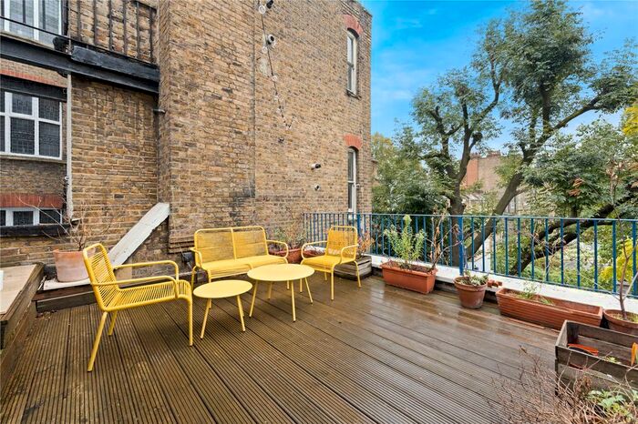 2 Bedroom Flat To Rent In Kingsley House, Avonmore Place, Kensington, London, W14