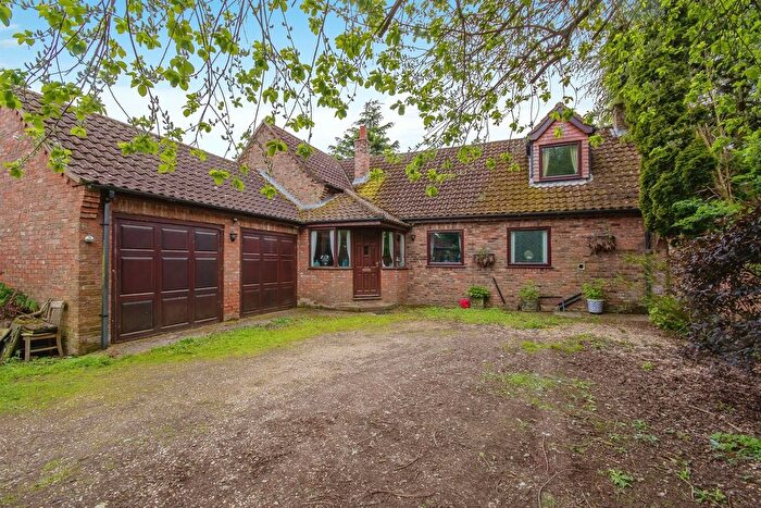 3 Bedroom Detached House For Sale In Lutton Garnsgate, Long Sutton, Spalding, PE12