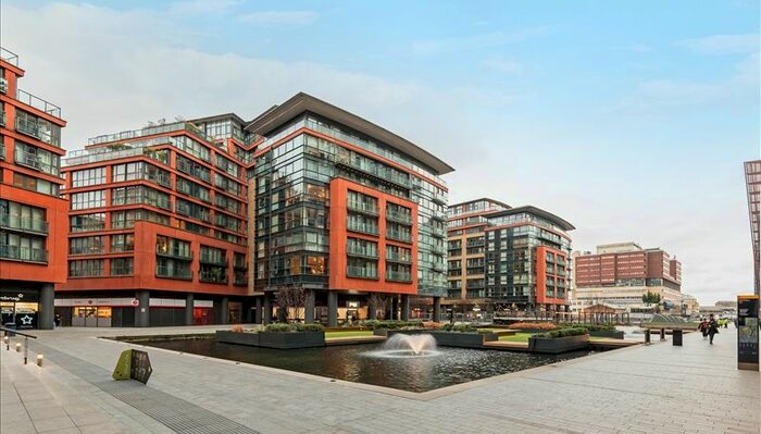 2 Bedroom Flat To Rent In Merchant Square West, London, W2