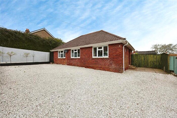3 Bedroom Bungalow For Sale In Carter Avenue, Shanklin, PO37