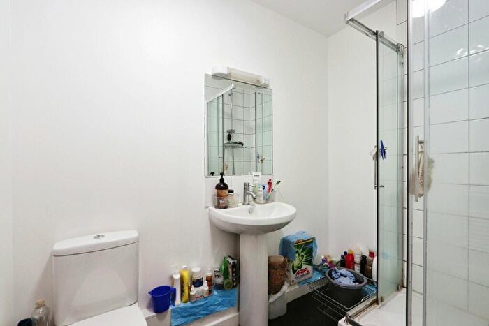 1 Bedroom Apartment For Sale In Oxford Street, Sheffield, South Yorkshire, S6
