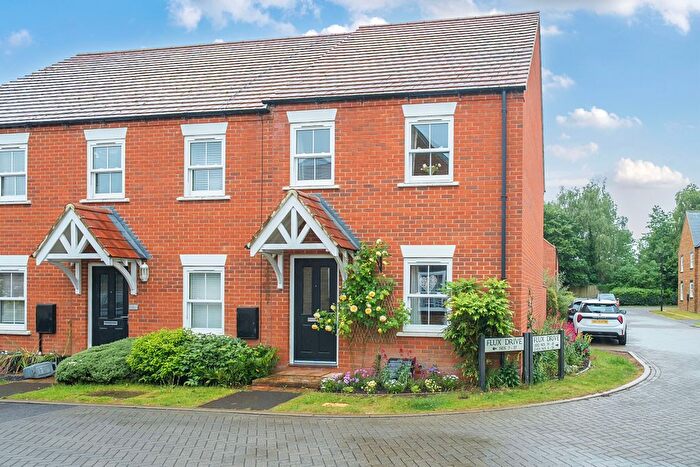 2 Bedroom Detached House For Sale In Flux Drive, Deddington, OX15