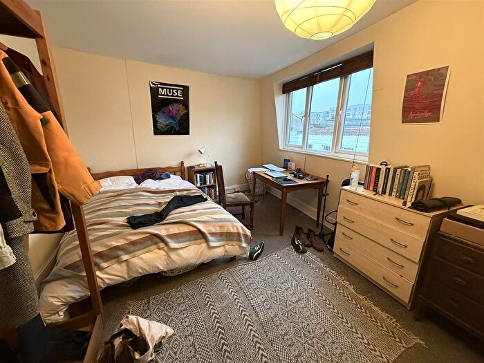 5 Bedroom Maisonette To Rent In , Worrall Road, Bristol, BS8