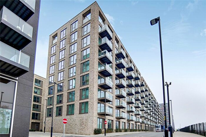 Apartment To Rent In Clipper Street, London, E16