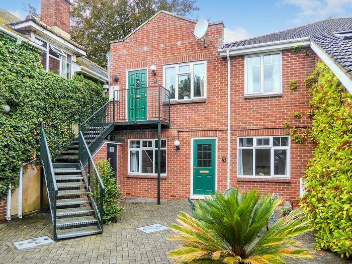 1 Bedroom Apartment To Rent In The Harrow Way, Basingstoke, RG22