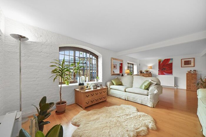 2 Bedroom Apartment For Sale In New Crane Wharf, Wapping, E1W